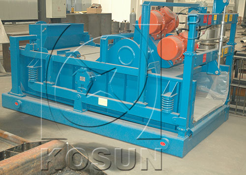 Linear motion shale shaker in solids control system